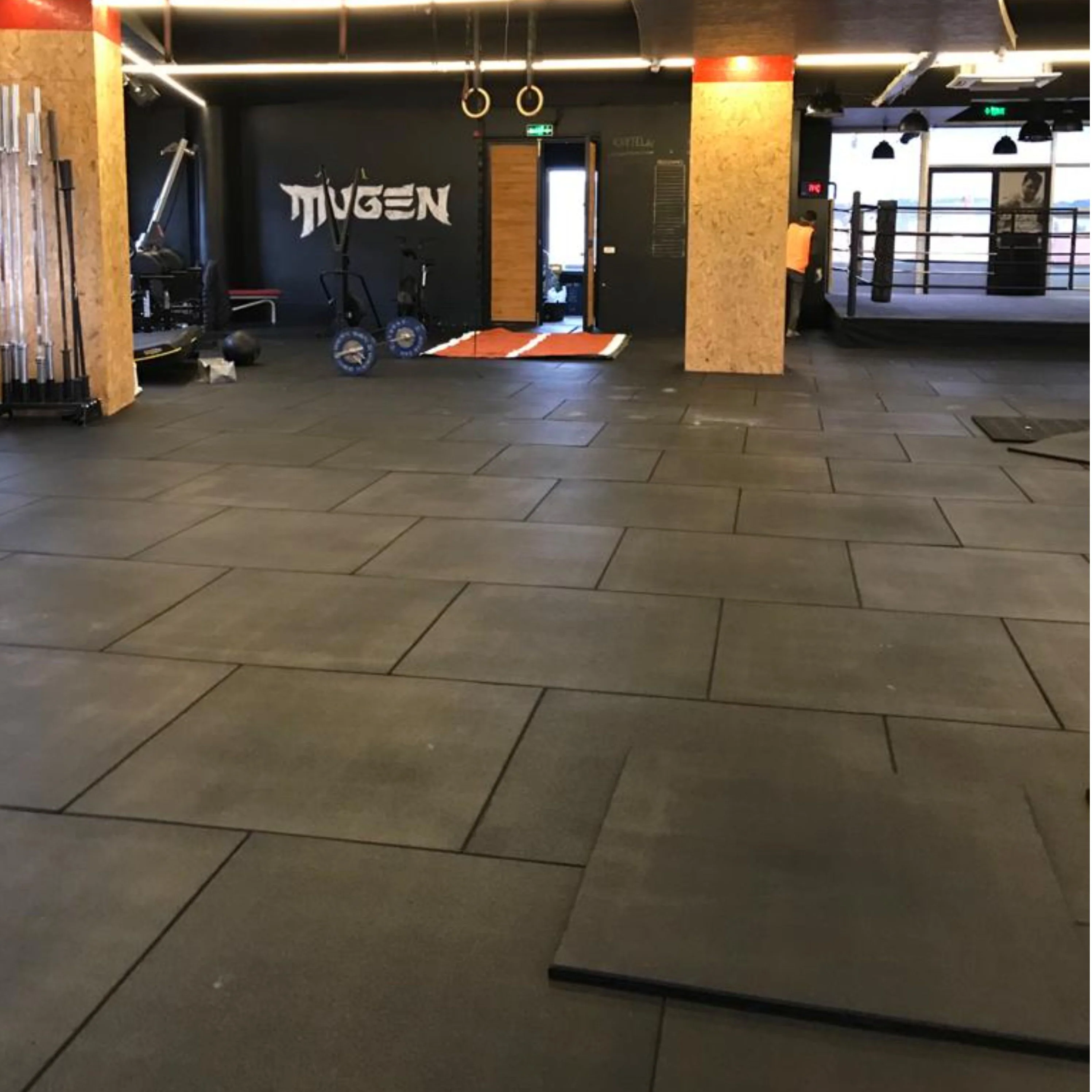 Flatline PRO Garage Gym Flooring Set – 13m² (13× 1m×1m×20mm Tiles) - Image 5