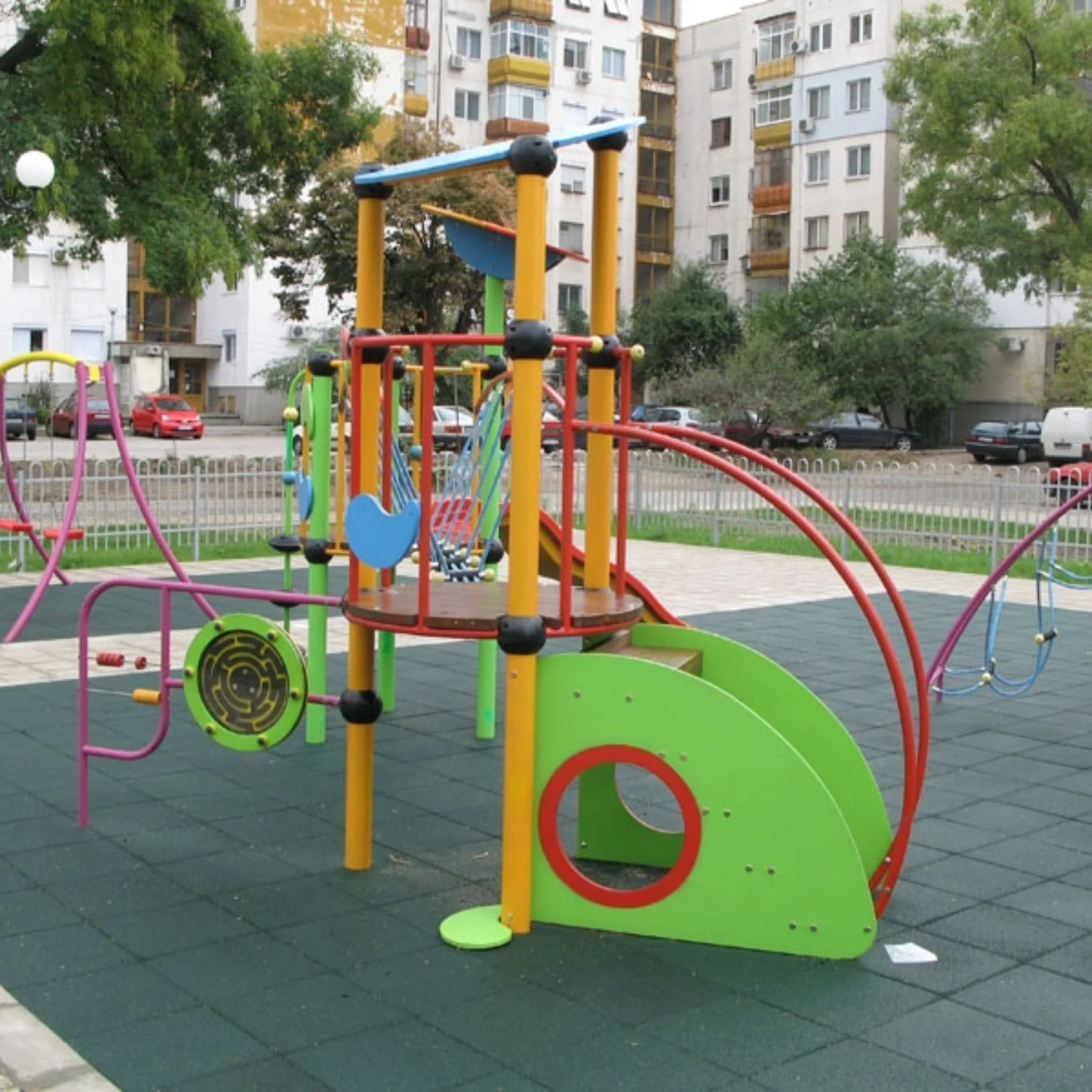 Cannons UK 50cm x 50cm x 40mm Rubber Playground Tiles (bulk discounts available) - Image 8