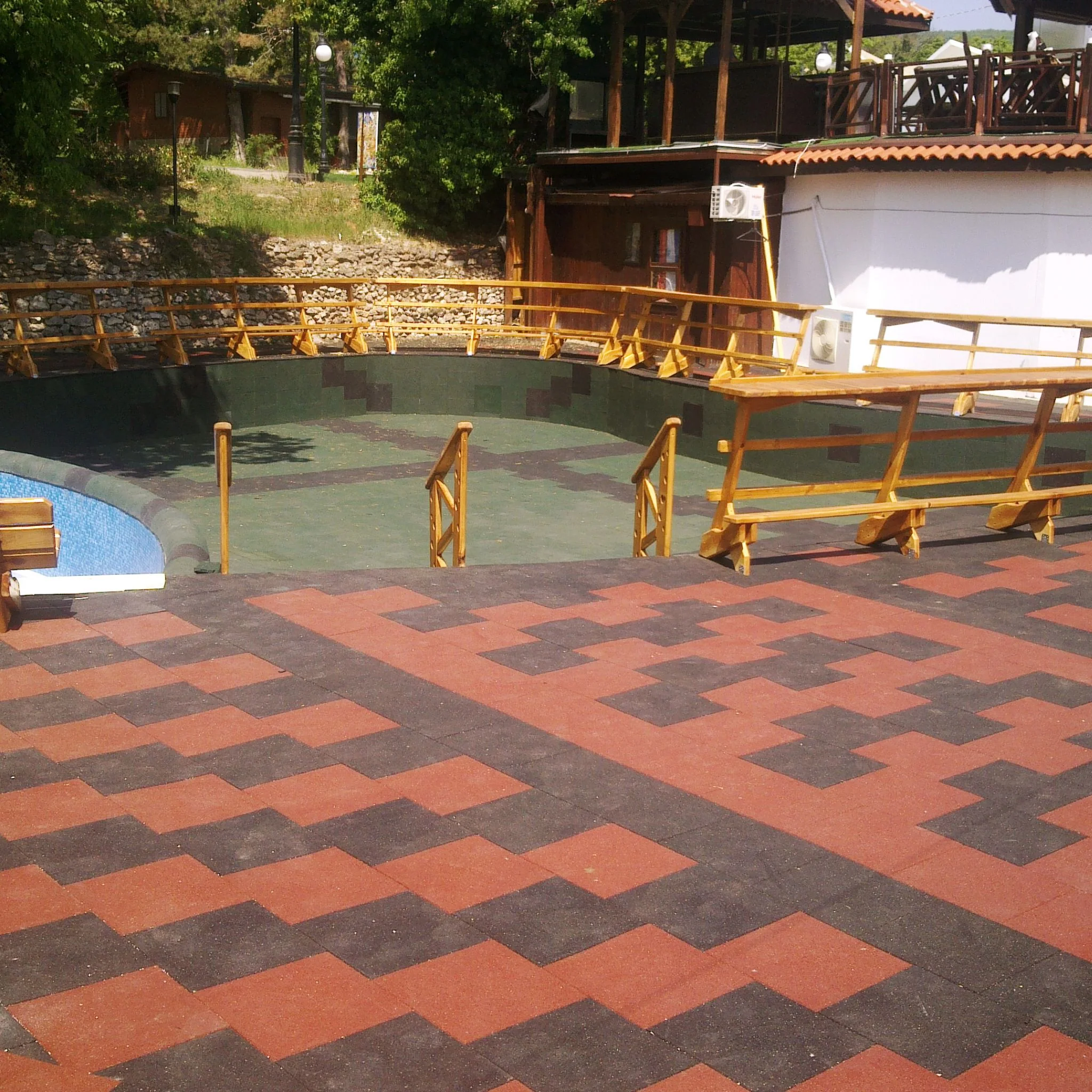 Cannons UK 50cm x 50cm x 30mm Rubber Playground Tiles (bulk discounts available) - Image 9